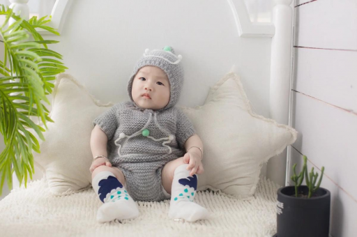 山南宝宝揉眼睛是怎么回事 山南宝宝揉眼睛是怎么回事